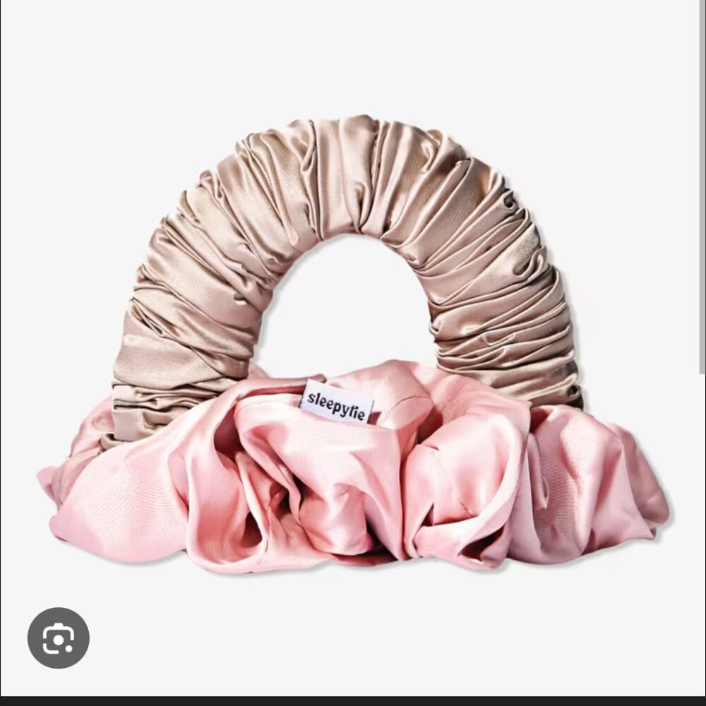 Sleepy Tie